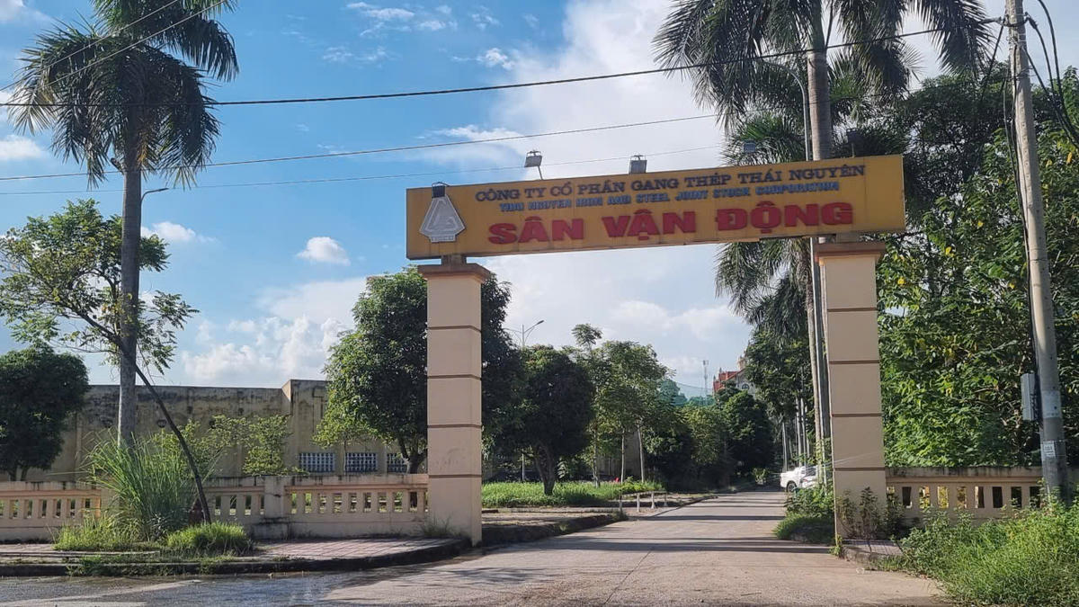 Sân vận động Gang Thép do Công ty CP Gang thép Thái Nguyên quản lý. Ảnh: Hương Trà.