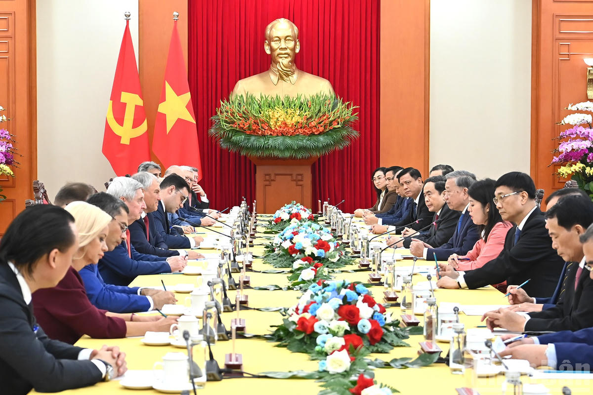 Quang cảnh buổi tiếp tại Trụ sở Trung ương Đảng.