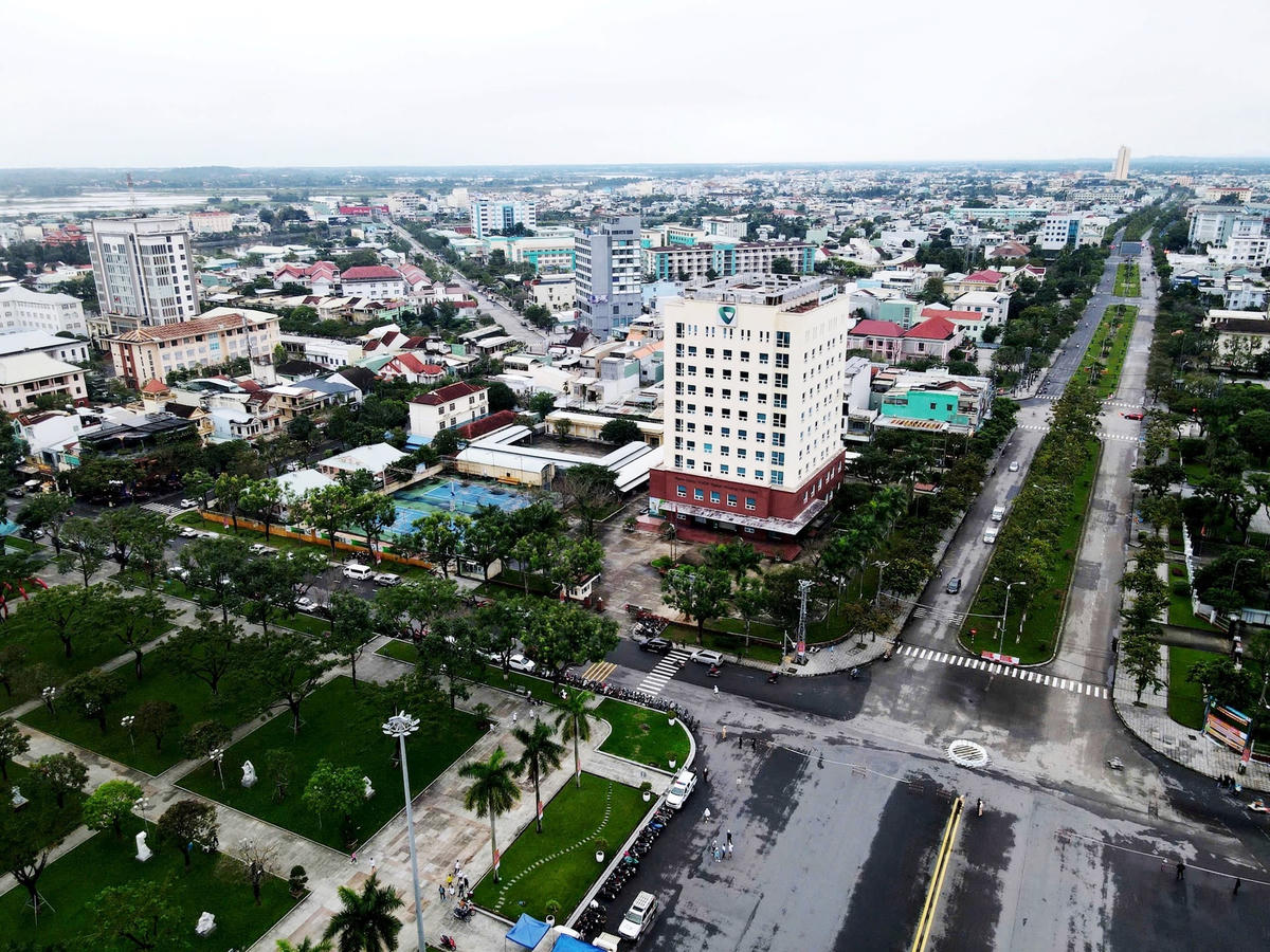 Một góc đường Hùng Vương nhìn từ trên cao. Ảnh: CV.