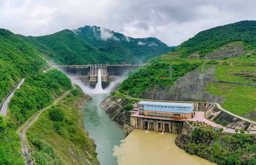 Thủy điện Bản Vẽ phát huy vai trò điều tiết lũ trong mùa mưa bão