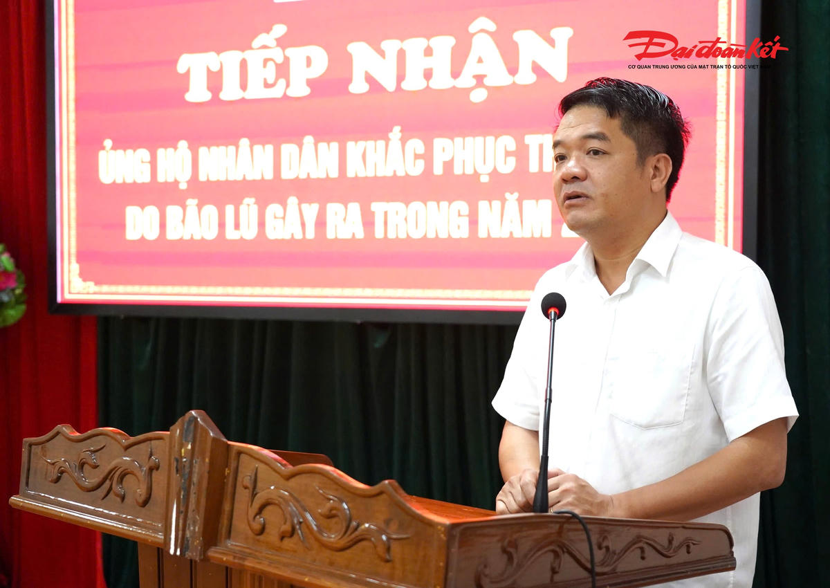 Chủ tịch Ủy ban MTTQ tỉnh Hà Tĩnh Trần Nhật Tân phát biểu tại lễ tiếp nhận. Ảnh: HN.