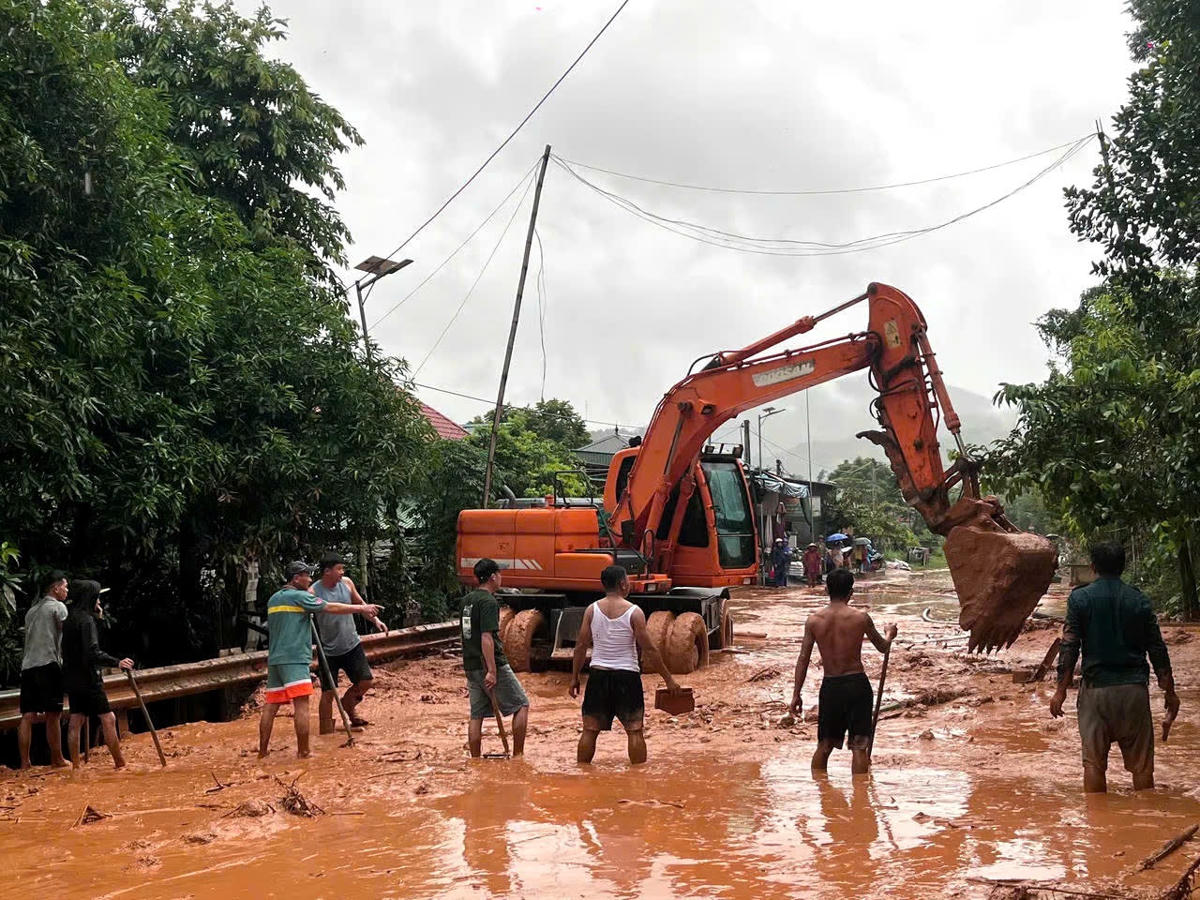 Nhiều bản trên địa bàn xã Tương Dương, tỉnh Nghệ An bị sạt lở, ngập lụt. 