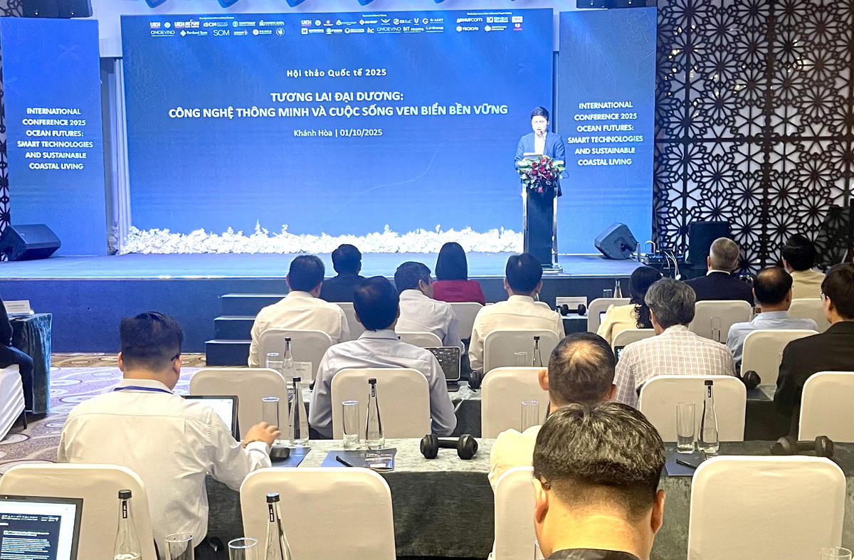 Hội thao tìm giải pháp cho phát triển kinh tế biển xanh và và bền vững (ảnh Thùy Trang).