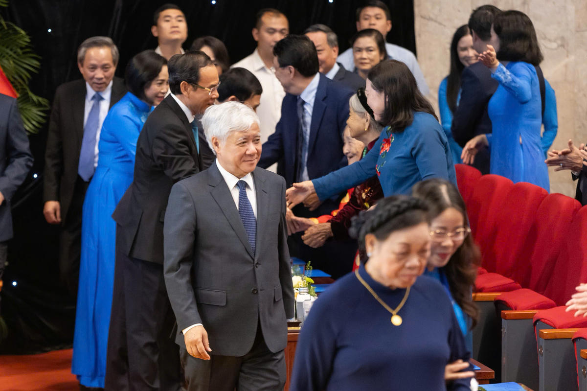 Ông Đỗ Văn Chiến, Ủy viên Bộ Chính trị, Bí thư Trung ương Đảng, Bí thư Đảng ủy MTTQ, các đoàn thể Trung ương, Chủ tịch UBTƯ MTTQ Việt Nam tham dự lễ kỉ niệm. Ảnh: Quang Vinh