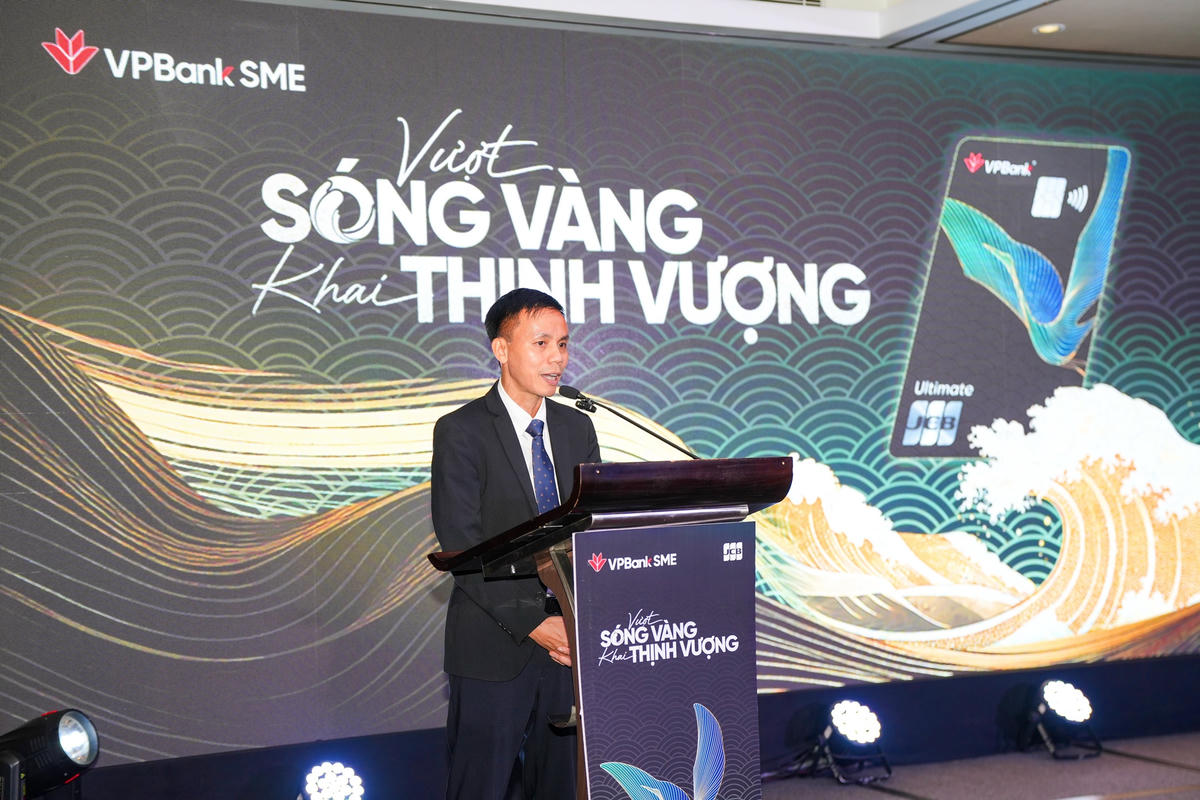 Ông Đào Gia Hưng - Phó Giám đốc VPBankSME chia sẻ tại Lễ ra mắt thẻ VPBiz JCB Ultimate