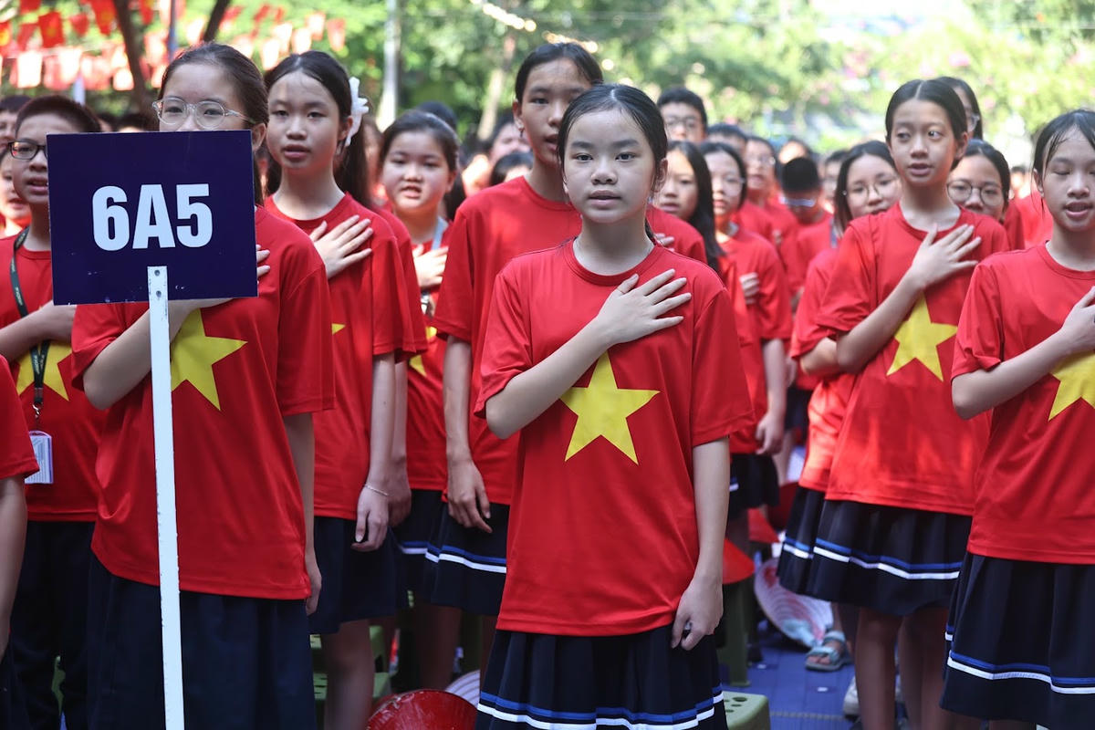 Học sinh Hà Nội trong lễ khai giảng năm học mới 2025- 2026. Ảnh: Quang Vinh