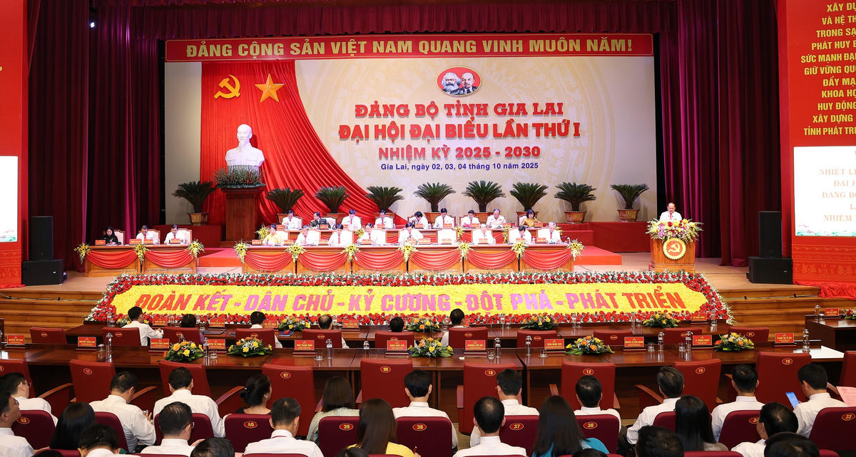 Quang cảnh phiên trù bị Đại hội đại biểu Đảng bộ
tỉnh Gia Lai lần thứ I, nhiệm kỳ 2025-2030. Ảnh: Chí Đại.