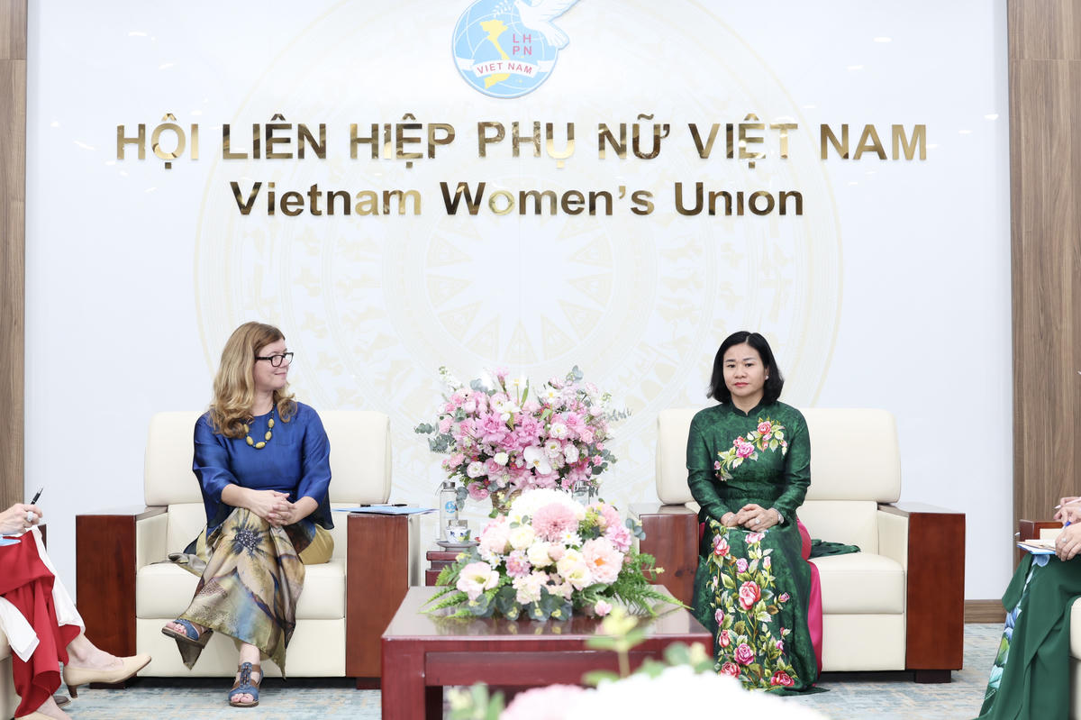 Phó Chủ tịch UBTƯ MTTQ Việt Nam, Chủ tịch Hội Liên hiệp Phụ nữ Việt Nam Nguyễn Thị Tuyến tiếp bà Silvia Danailov, Trưởng 
đại diện UNICEF. Ảnh: Thu Hà