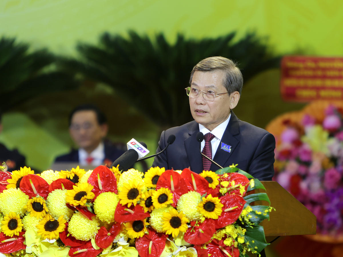 Bí thư Trung ương Đảng, Chánh án TAND tối cao Lê Minh Trí khẳng định Vĩnh Long phát biểu chỉ đạo tại Đại hội. Ảnh Trung Kiên.