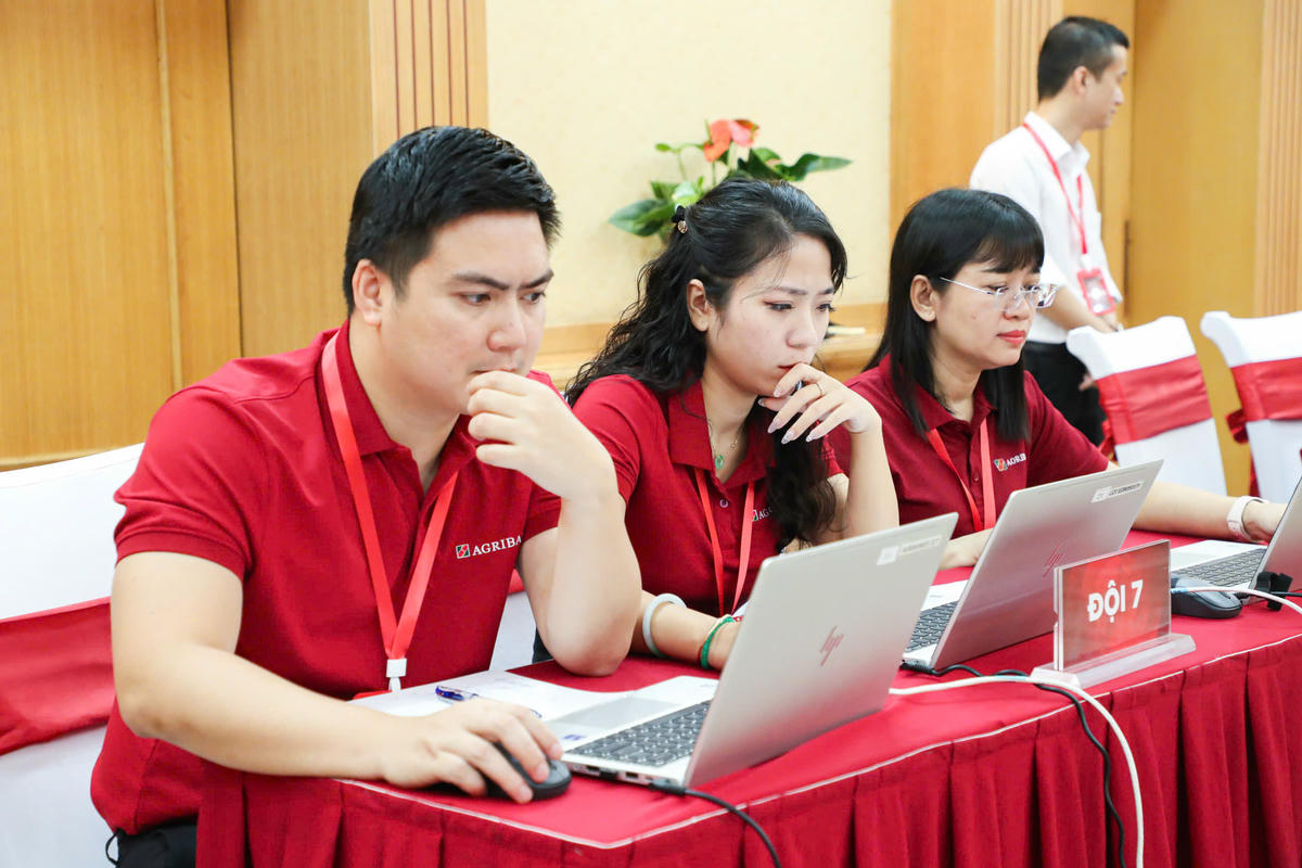 Đón chờ Vòng chung kết Hội thi "Agribanker làm chủ công nghệ trong kỷ nguyên số": Nơi tỏa sáng trí tuệ - Tôn vinh bản lĩnh tiên phong, tinh thần đổi mới sáng tạo và chuyển đổi số trong toàn hệ thống