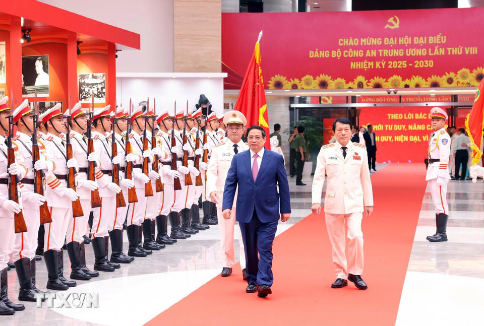 Thủ tướng Phạm Minh Chính đến dự Đại hội đại biểu Đảng bộ Công an Trung ương lần thứ VIII, nhiệm kỳ 2025-2030. (Ảnh: Phạm Kiên/TTXVN)