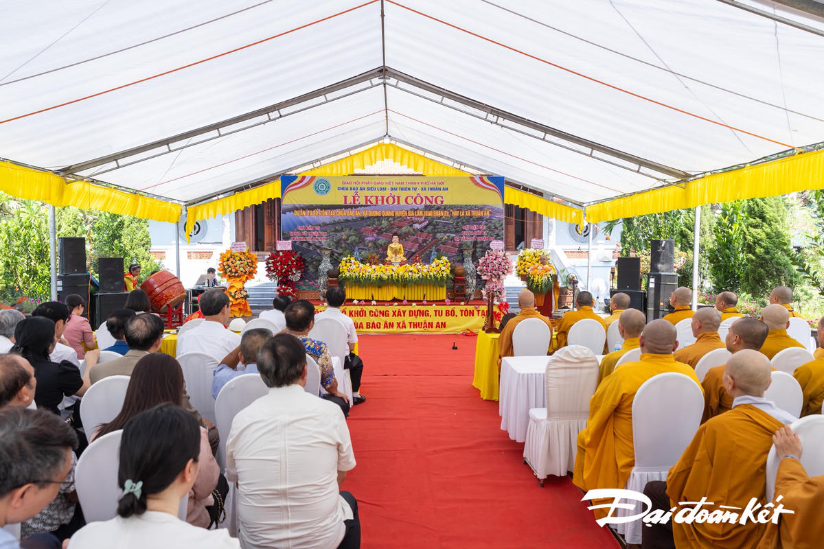 Quang cảnh buổi Lễ khởi công. Ảnh: Quang Vinh.