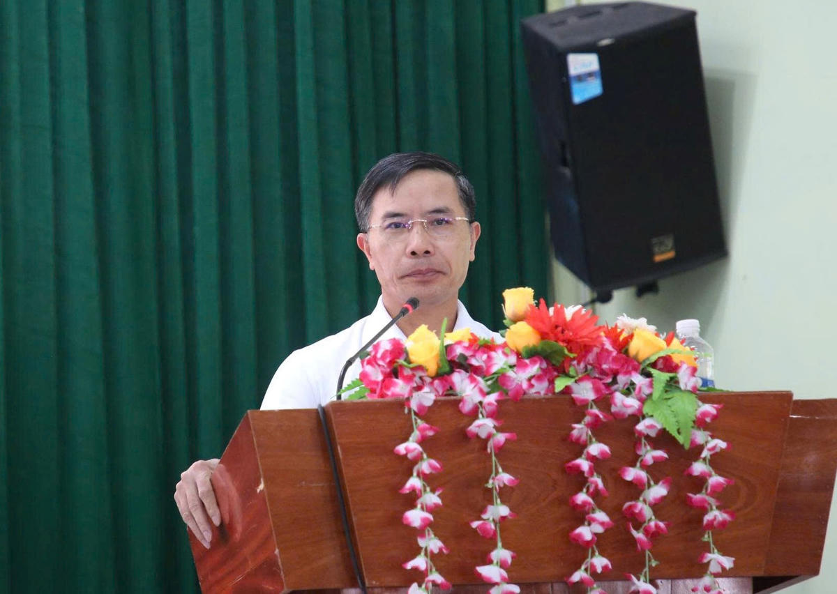 Chủ tịch UBND TP Đà Nẵng Phạm Đức Ấn phát biểu tại buổi tiếp xúc cử tri tại xã Thăng Trường. Ảnh: CV.