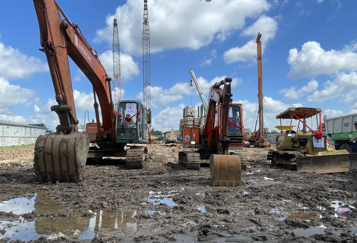 Khu nhà ở xã hội có vị trí gần với TP Hồ Chí Minh, tập trung đông đúc công nhân, người lao động. Ảnh: Đ.Xá.