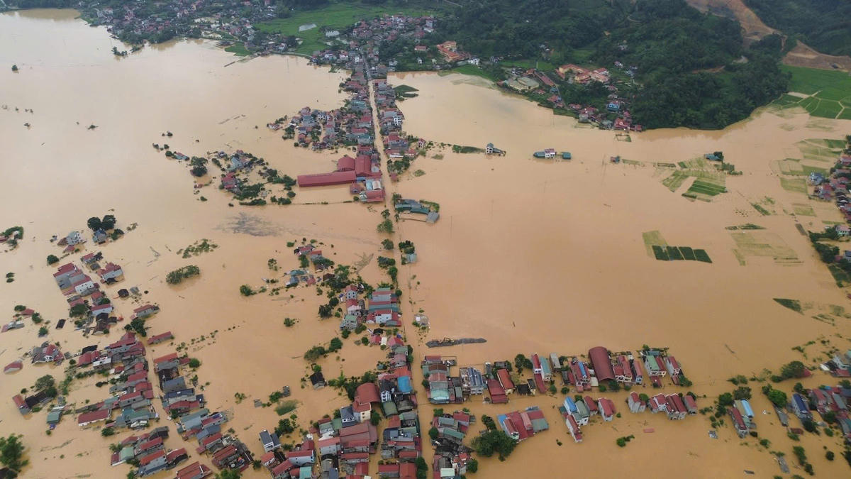 Xã Thất Khê (Lạng Sơn) chìm trong biển nước sau sự cố vỡ đập thuỷ điện Bắc Khê 1. Ảnh: Nông Quốc Trọng