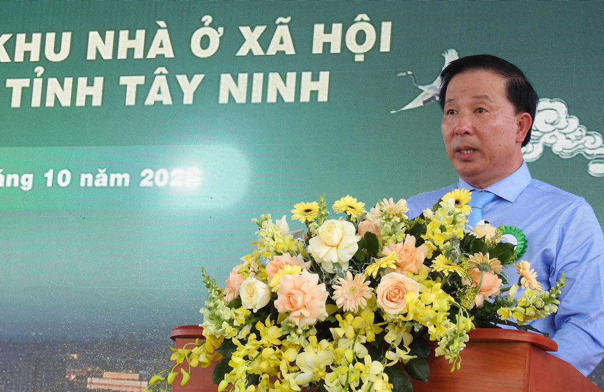 Ông Nguyễn Văn Út, Chủ tịch UBND tỉnh Tây Ninh phát biểu tại buổi lễ. Ảnh Đ.Xá.