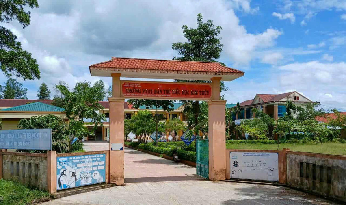 Trường Phổ thông Dân tộc bán trú Tiểu học Kim Thủy.