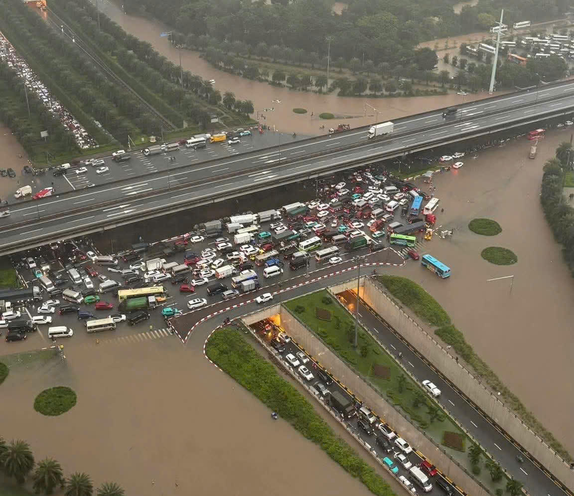 Đại lộ Thăng Long - Trần Duy Hưng. Ảnh: CK.