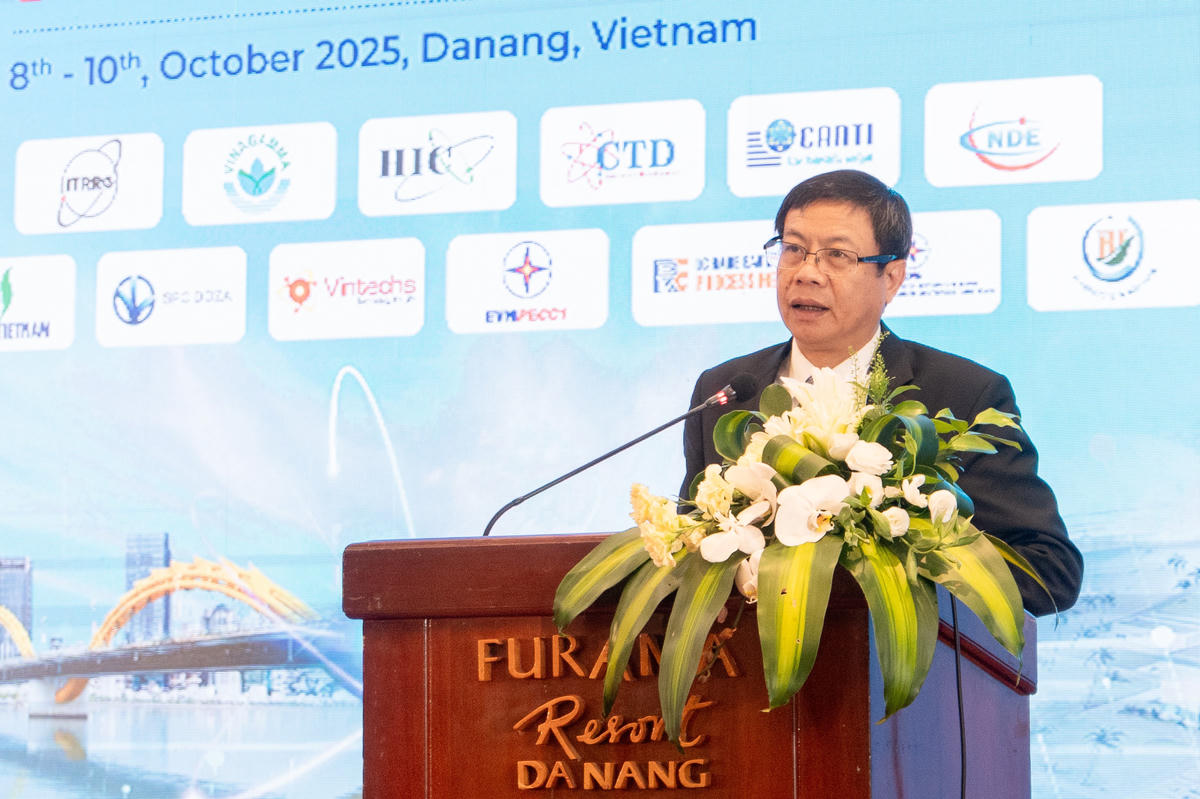 Ông Lê Xuân Định, Thứ trưởng Bộ Khoa học và Công nghệ. Ảnh: Nguyễn Tú.