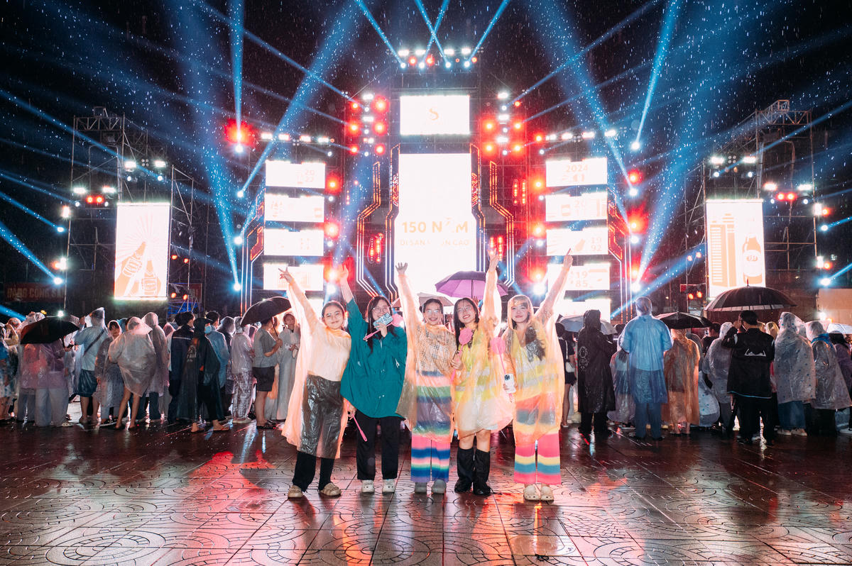 "Đêm Di Sản" mang không gian văn hóa - giải trí sôi động hòa cùng nhịp sống của cộng đồng địa phương.