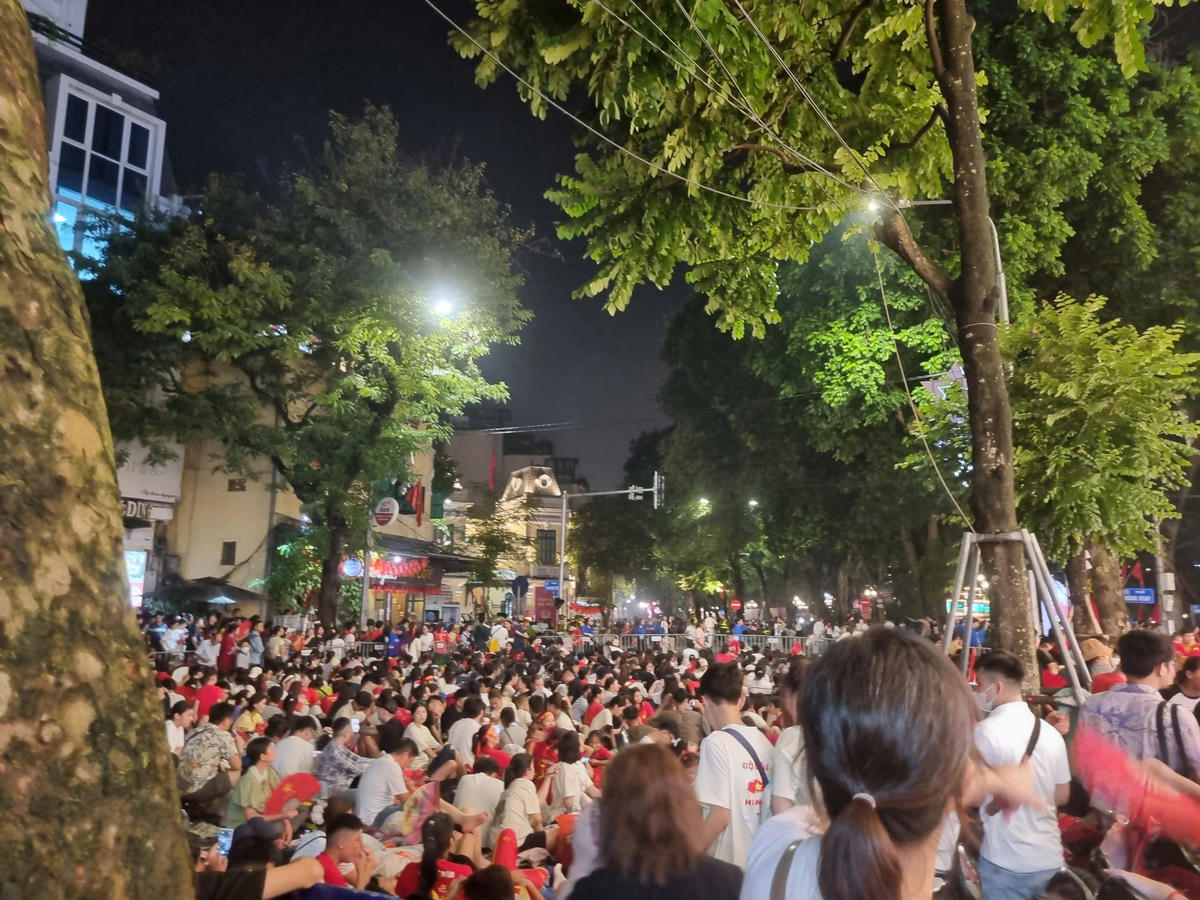 Phố đi bộ Hồ Gươm dịp đại lễ A80. 	Ảnh: Dung Hòa