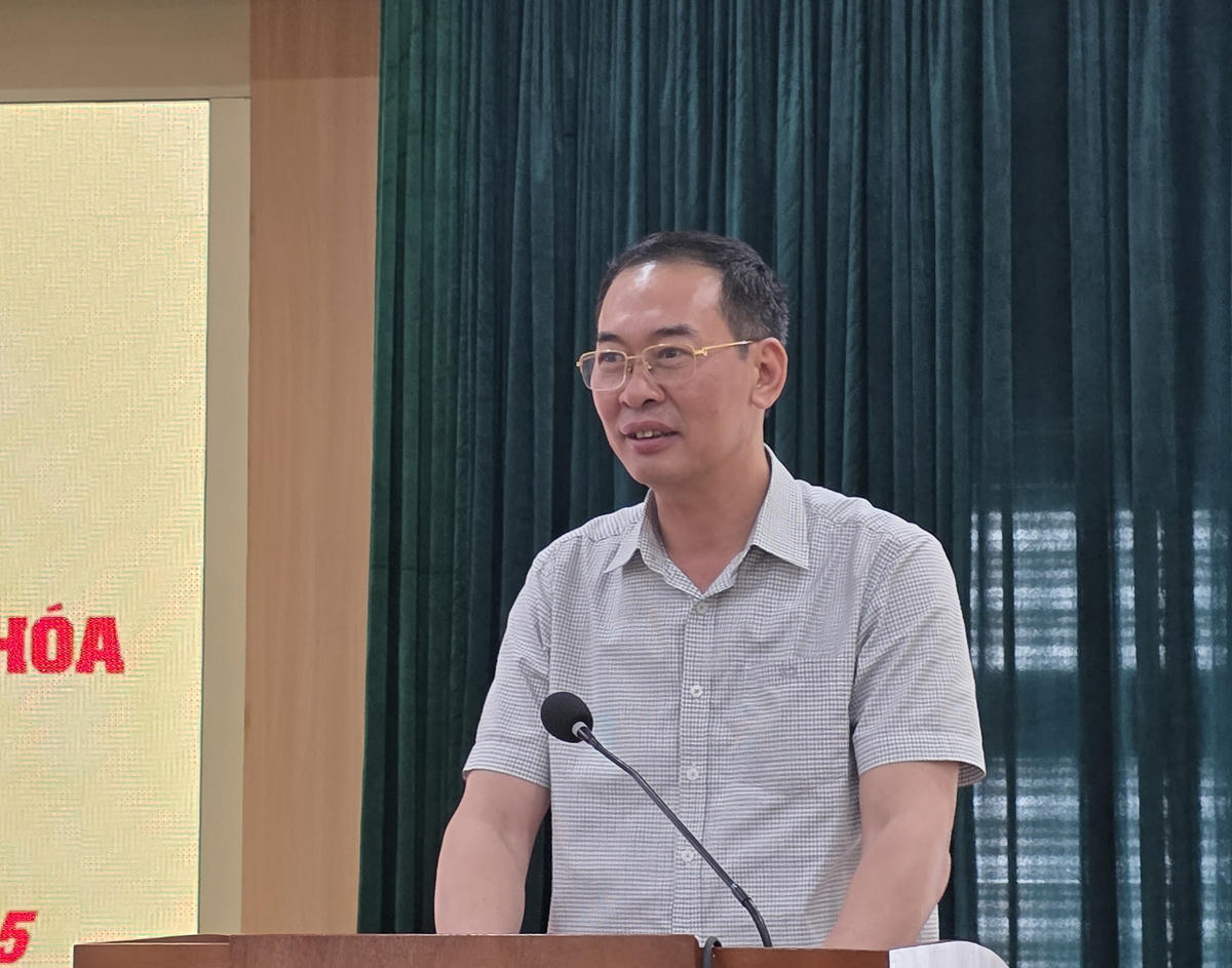 Ông Trịnh Tuấn Sinh, Phó Bí thư Tỉnh ủy, Chủ tịch Ủy ban MTTQ tỉnh Thanh Hóa phát biểu chỉ đạo tại hội nghị. Ảnh: Nguyễn Chung.