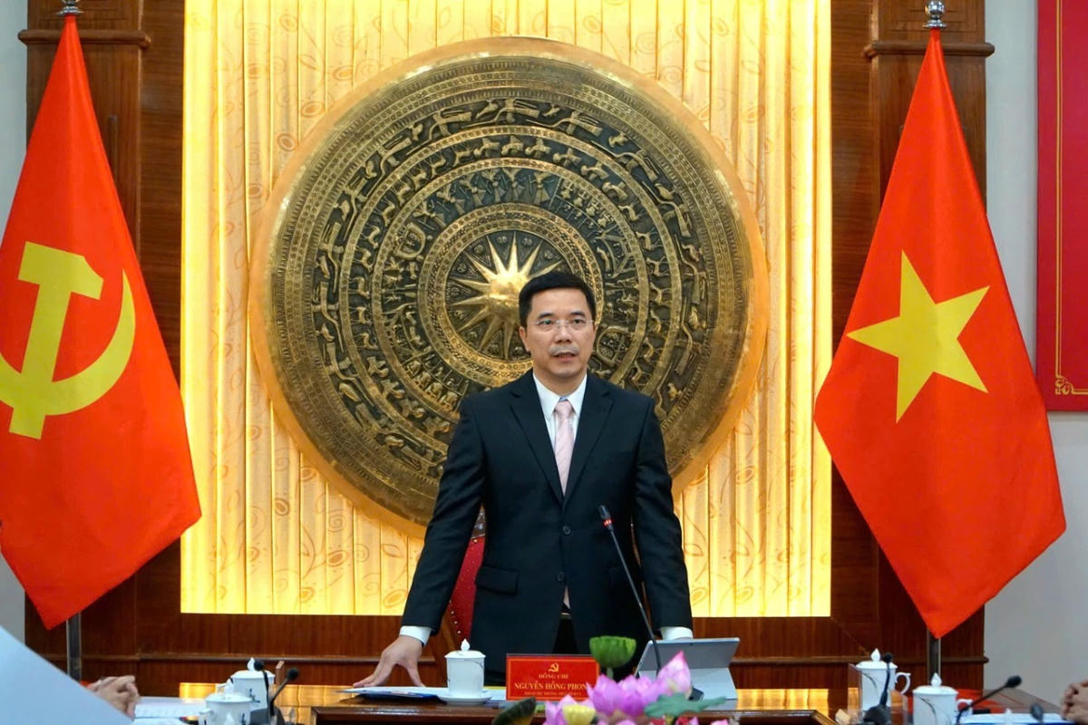 Phó Bí thư Thường trực Tỉnh ủy Thanh Hóa Nguyễn Hồng Phong kết luận buổi họp báo. Ảnh: Thanh Tùng