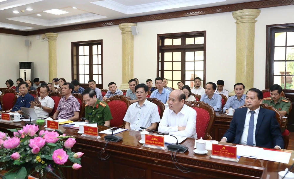 Các đại biểu dự họp báo. Ảnh: Phong Sắc