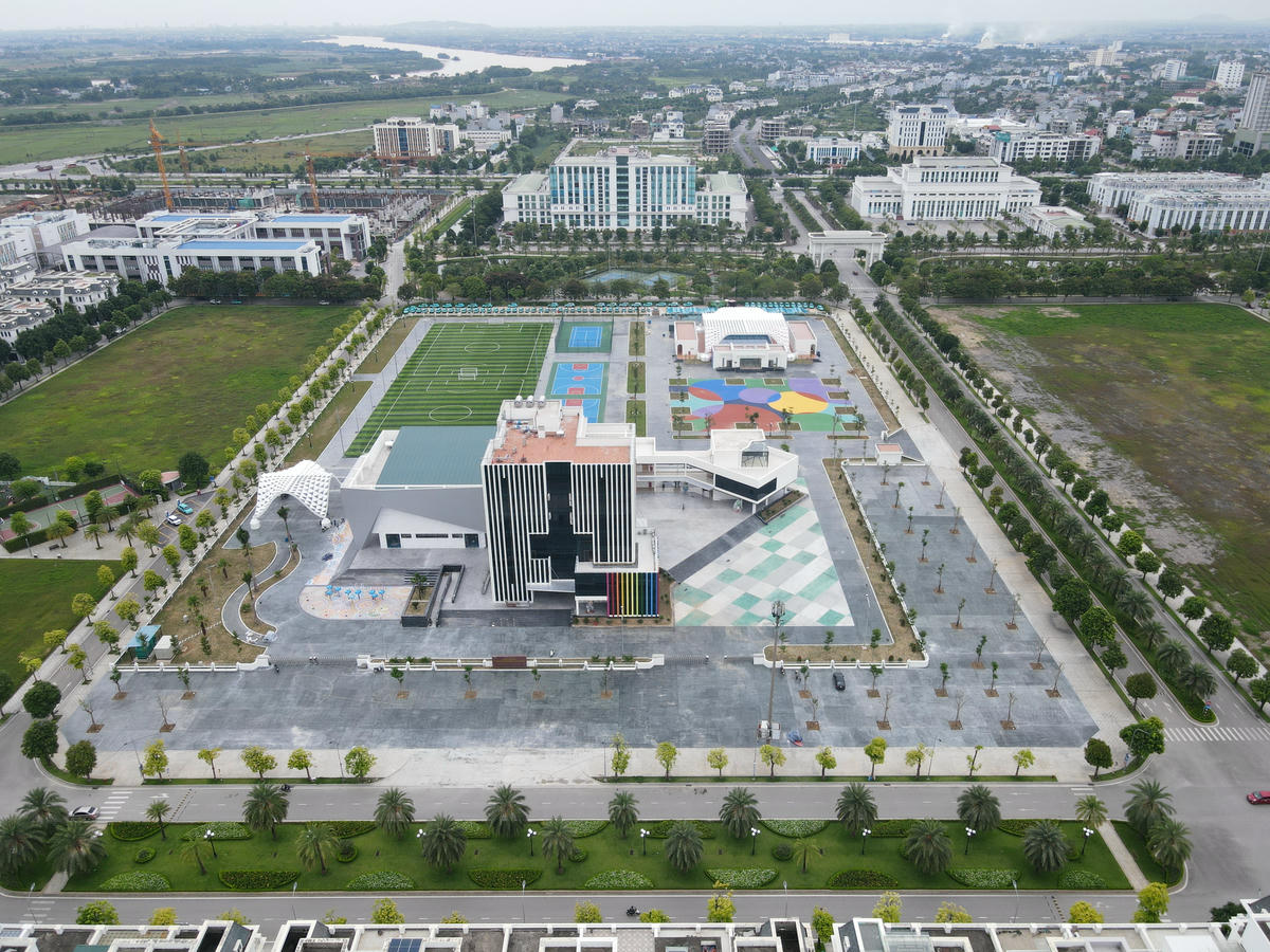 Dự án cung văn hóa thiếu nhi và trung tâm thể dục thể thao ở phường Hạc Thành sẽ được khánh thành để chào mừng đại hội. Ảnh: Đình Minh