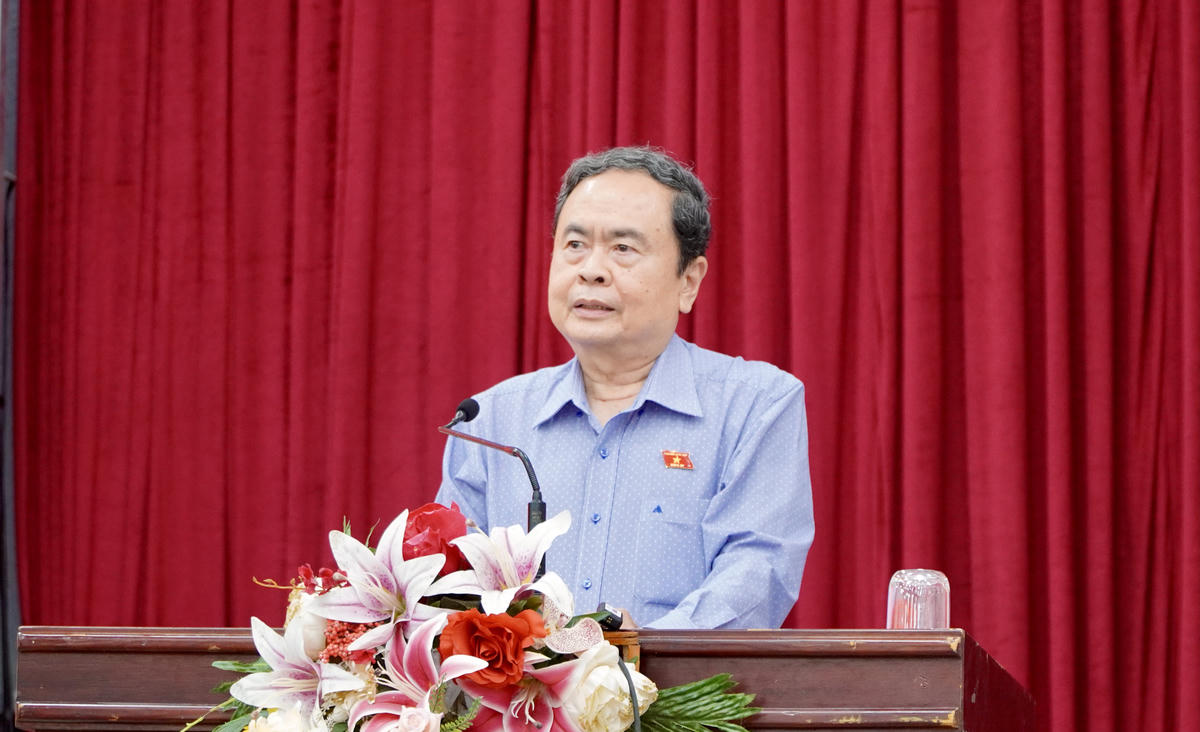 Chủ tịch Quốc hội Trần Thanh Mẫn phát biểu tại buổi tiếp xúc cử tri. Ảnh Thanh Tiến.