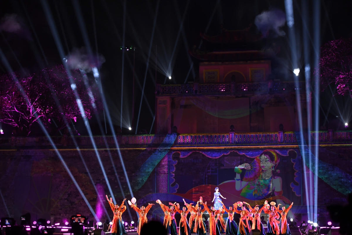 Khai mạc Lễ hội Văn hoá thế giới tại Hà Nội