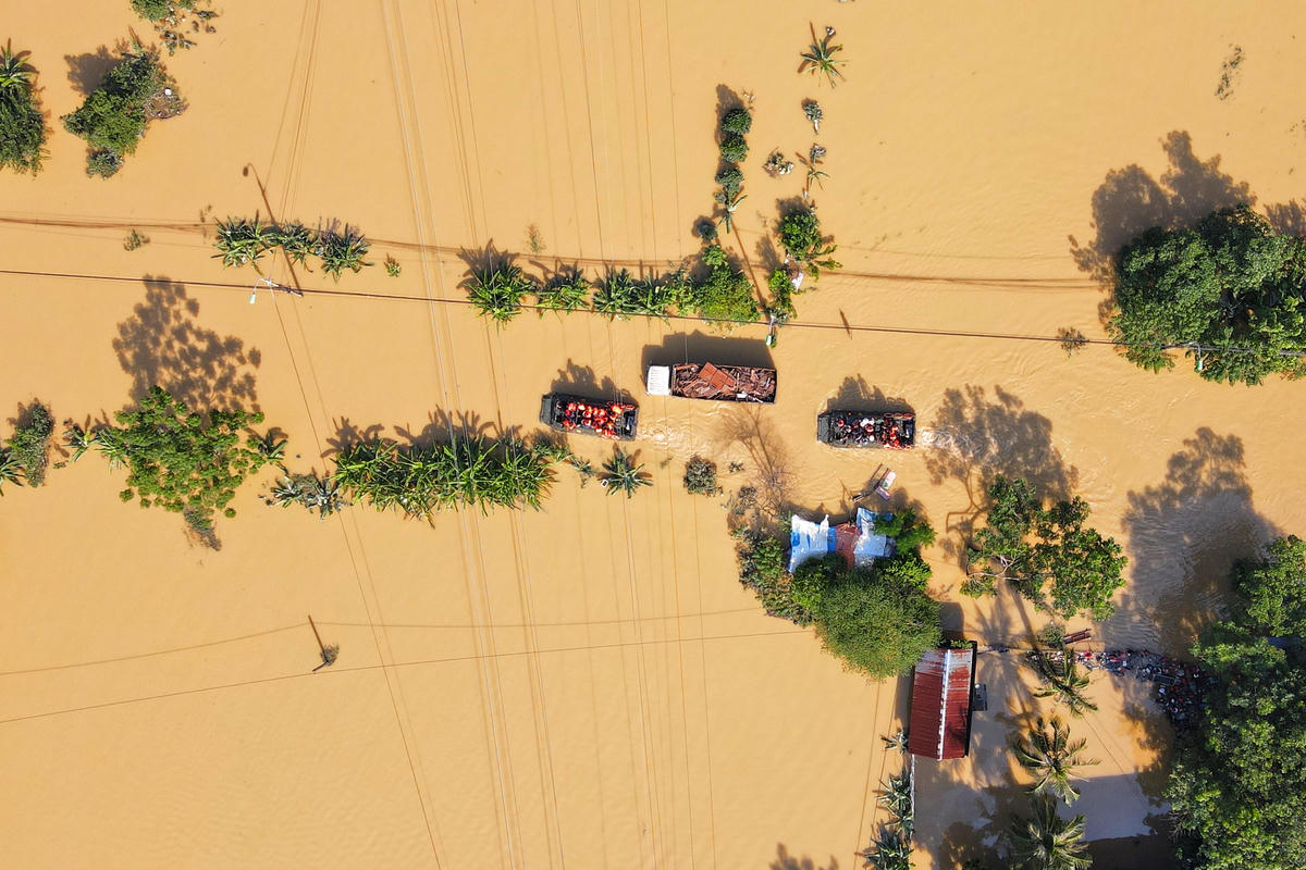 Hình ảnh "biển nước" tại xã Trung Giã.