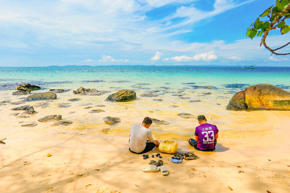 Du lịch có trách nhiệm được xem là xu hướng tất yếu, góp phần cân bằng giữa phát triển kinh tế, bảo vệ môi trường và hài hòa xã hội. Ảnh Nguyễn Minh