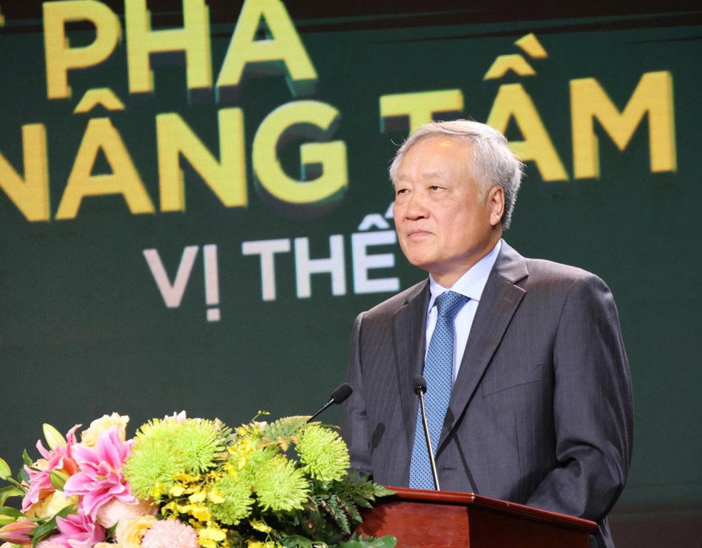 Ủy viên Bộ Chính trị, Phó Thủ tướng Thường trực Chính phủ Nguyễn Hòa Bình phát biểu tại hội nghị. (ảnh X.H)