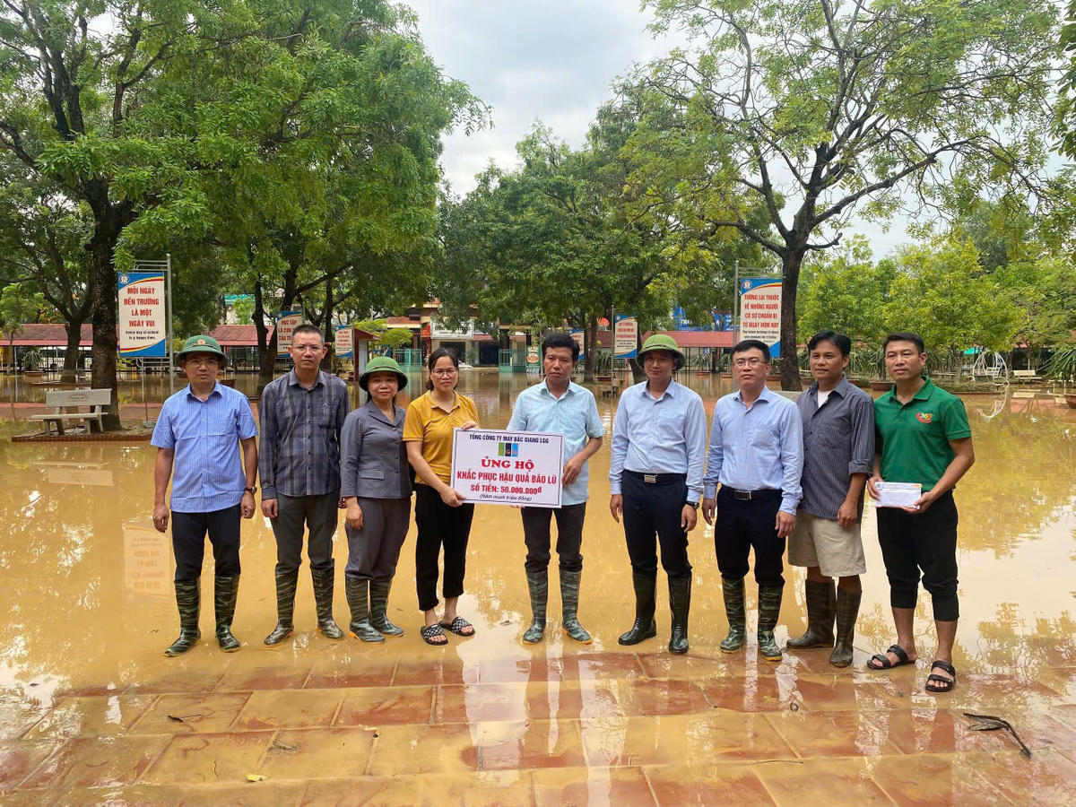 Bốn tỉnh thiệt hại 8.720 tỷ đồng do lũ lụt