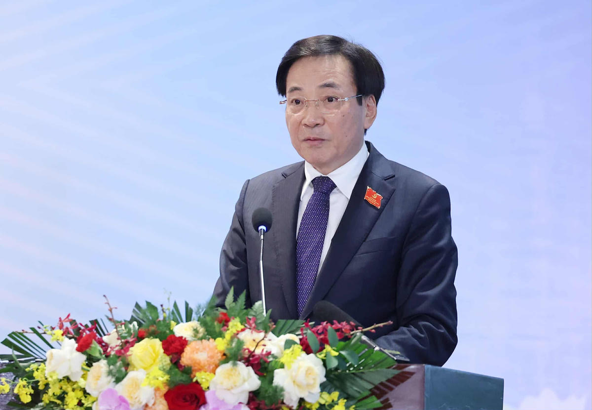  Bộ trưởng, Chủ nhiệm Văn phòng Chính phủ Trần Văn Sơn thông tin về kết quả Đại hội đại biểu Đảng bộ Chính phủ lần thứ I, nhiệm kỳ 2025-2030 - Ảnh: VGP