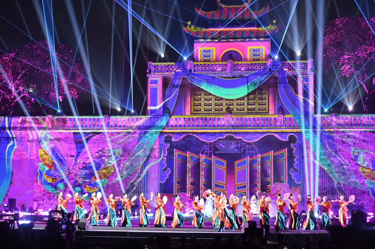 Lễ hội Văn hóa thế giới tại Hà Nội lần thứ nhất. Ảnh: Phạm Sỹ