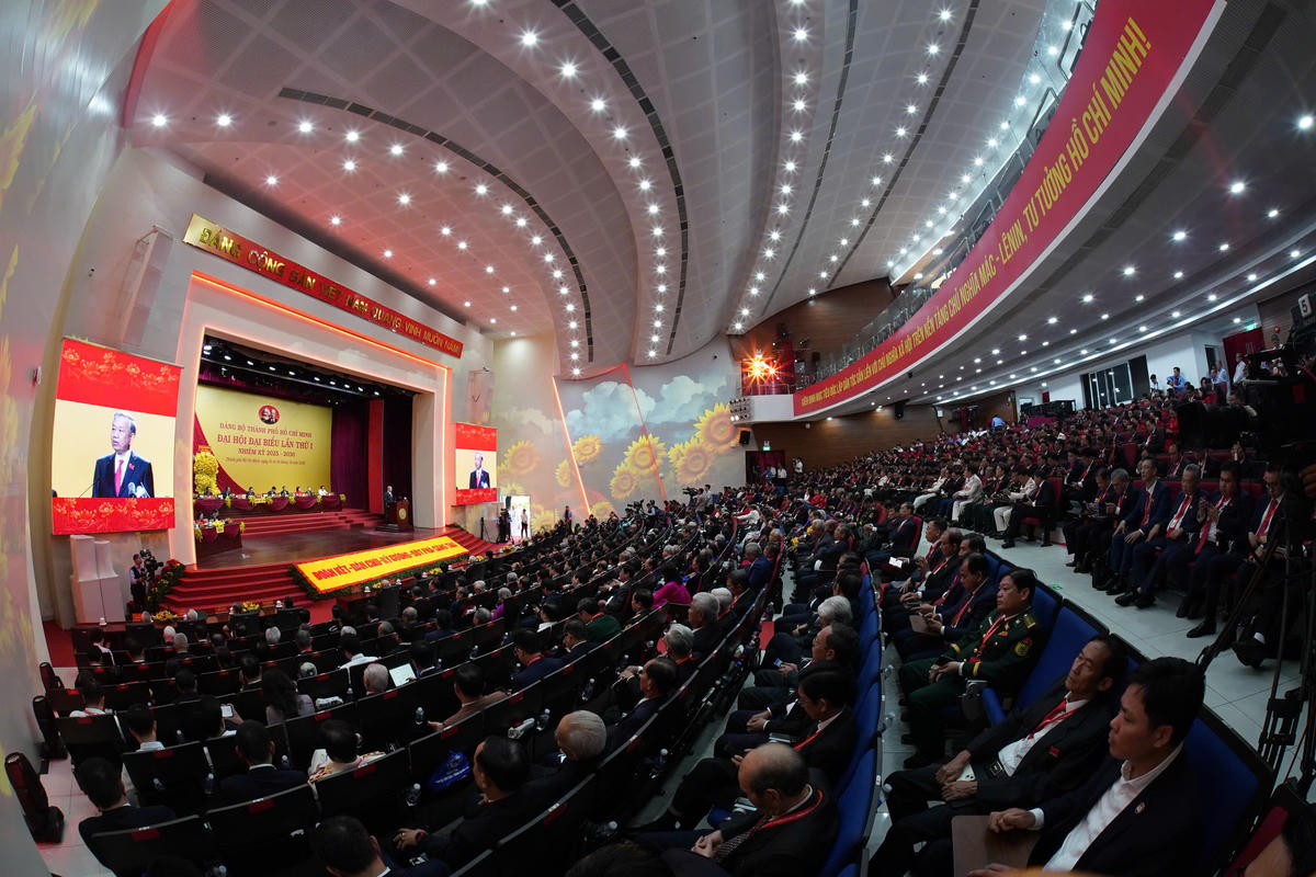 Quang cảnh Đại hội đại biểu Đảng bộ TP Hồ Chí Minh lần thứ I. Ảnh: Đ.H.