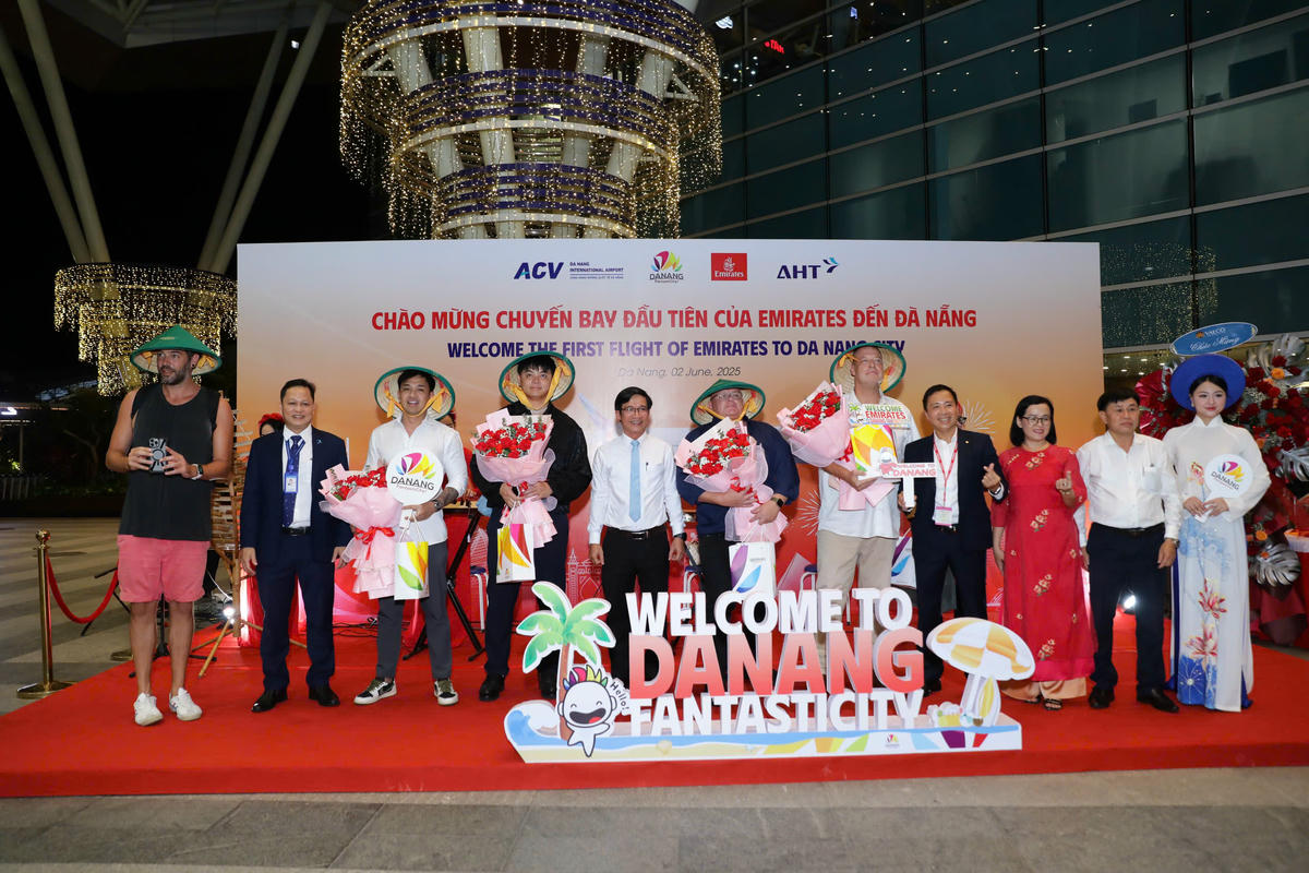 Từ tháng 6, Đà Nẵng phát triển thêm một số đường bay mới đặc biệt quan trọng như hãng hàng không 5 sao Emirates kết nối Đà Nẵng với thị trường Trung Đông, châu Âu và  Bắc Mỹ. Ảnh: Nguyễn Tú.