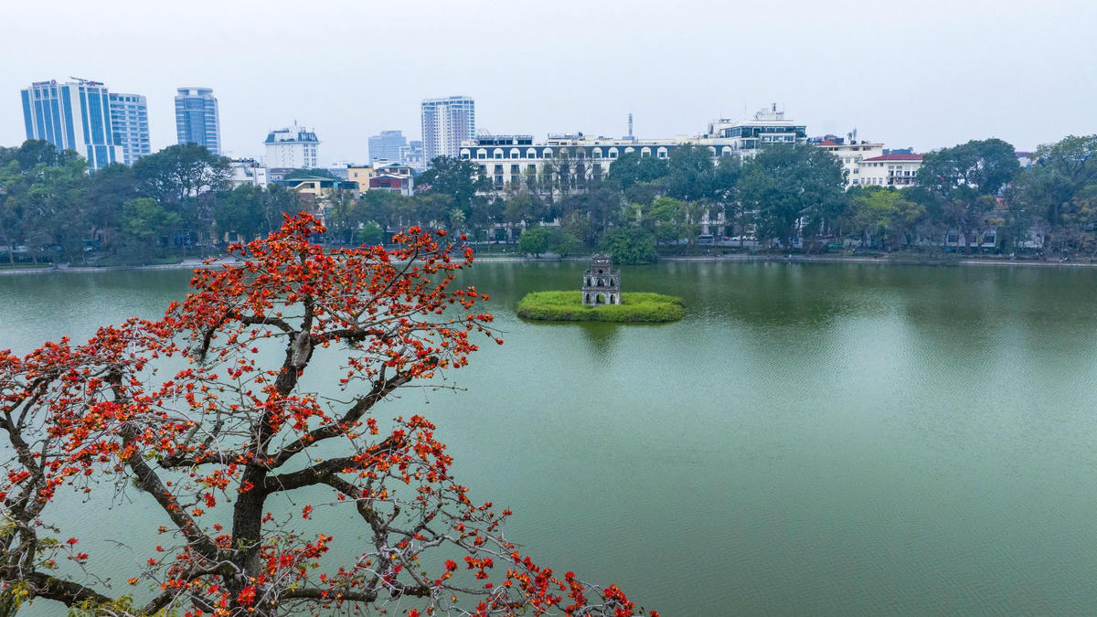 Hồ Hoàn Kiếm (Hà Nội). Ảnh: Quang Vinh 