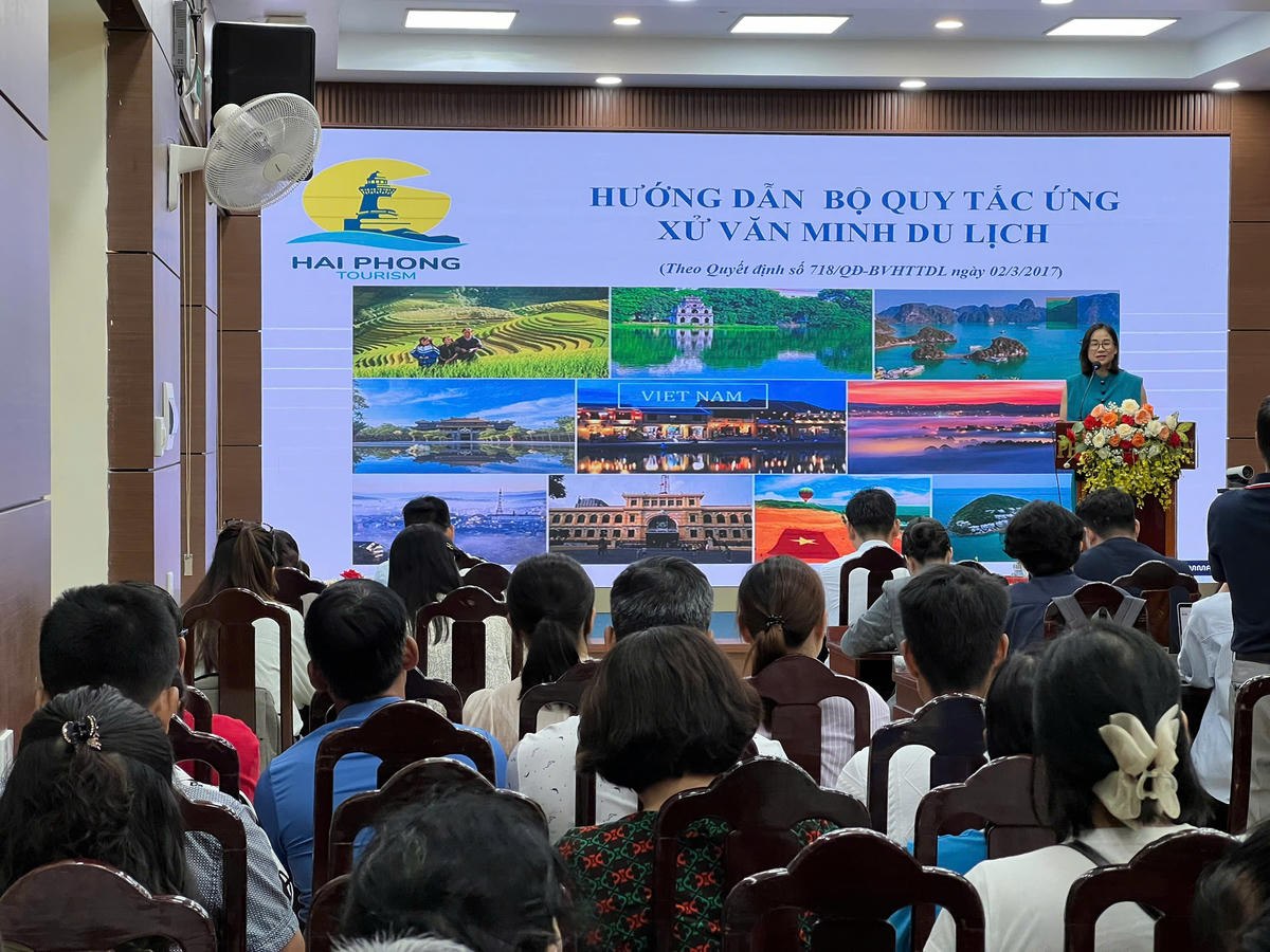 Quang cảnh hội nghị. Ảnh: PT.&nbsp;