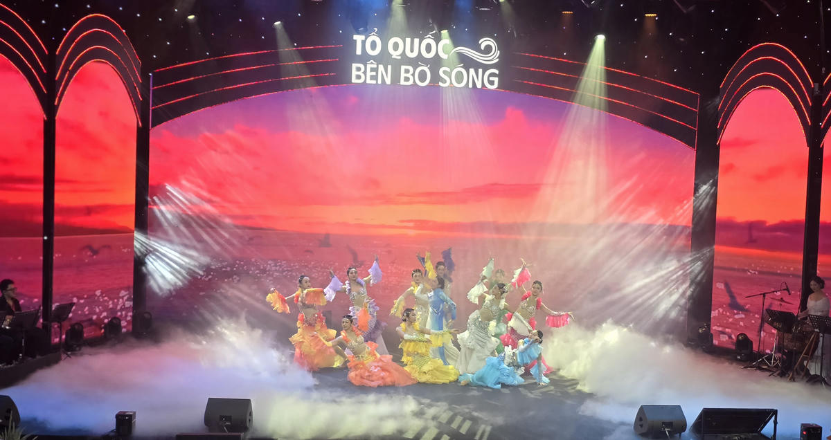 Trao giải Cuộc thi và Triển lãm ảnh nghệ thuật cấp Quốc gia "Tổ quốc bên bờ sóng" lần thứ III năm 2025