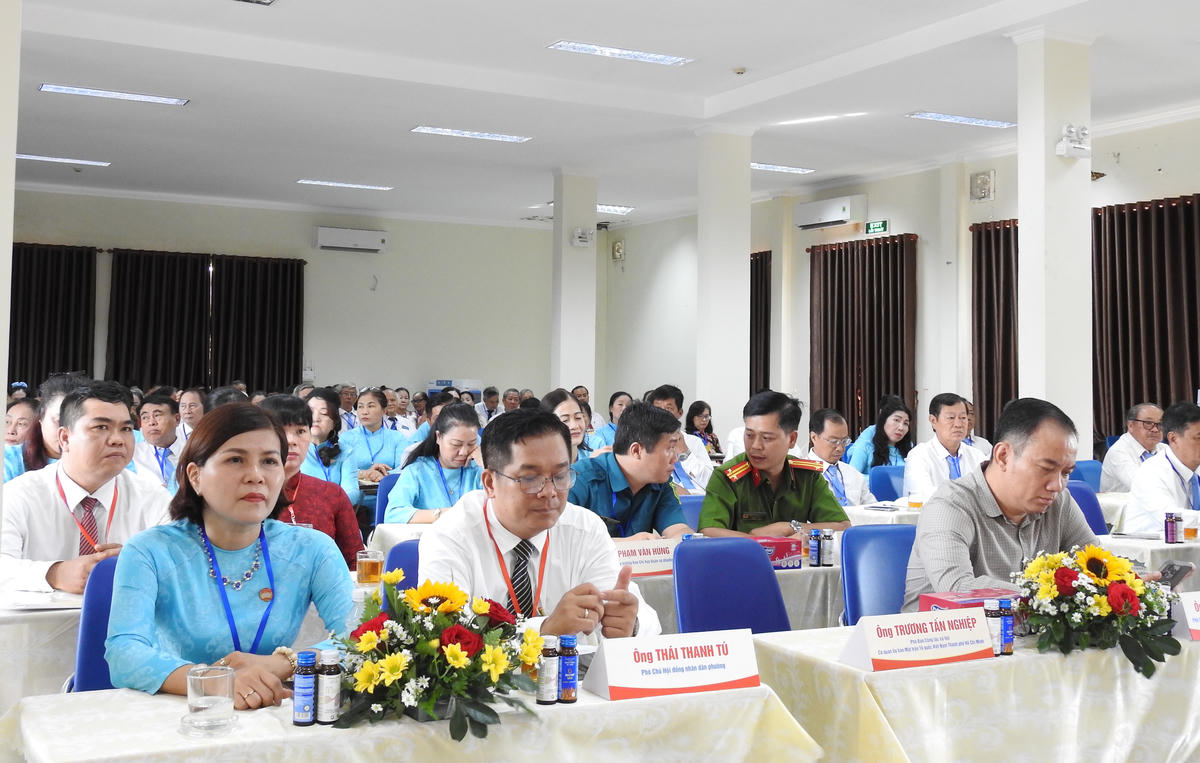 Các đại biểu tham dự Đại hội đại biểu MTTQ Việt Nam phường Tây Thạnh lần thứ I, khoá 2025-2030. Ảnh: Đ.Xá.