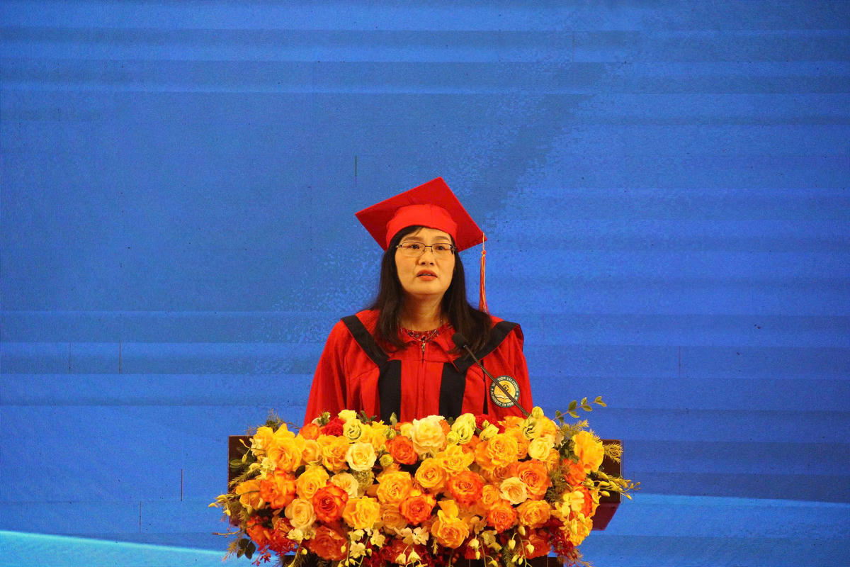 TS. Trịnh Thanh Huyền – Viện trưởng Viện Đào tạo quốc tế, Học viện Tài chính phát biểu tại buổi lễ.