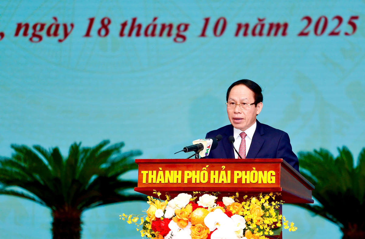  Bí thư Thành ủy Hải Phòng Lê Tiến Châu tiếp thu ý kiến chỉ đạo của Phó Chủ tịch nước Võ Thị Ánh Xuân. Ảnh: ĐT. 