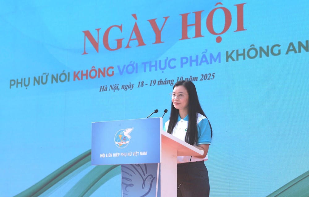 Phó Chủ tịch Hội LHPN Việt Nam Nguyễn Thị Thu Hiền phát biểu tại sự kiện..