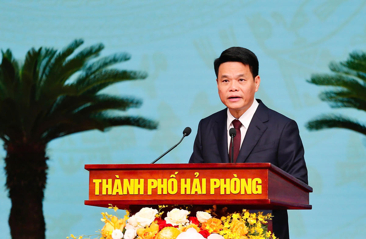 Chủ tịch UBND TP Hải Phòng Lê Ngọc Châu phát biểu khai mạc Đại hội. Ảnh: ĐT.