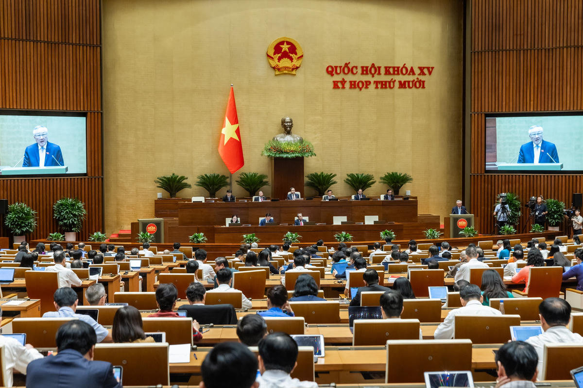 Quang cảnh phiên họp. Ảnh: Quang Vinh.