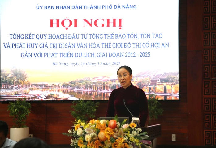 Bà Nguyễn Thị Anh Thi, Phó Chủ tịch UBND TP Đà Nẵng phát biểu tại hội nghị. Ảnh: CV.