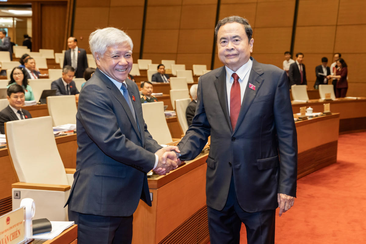 Chủ tịch Quốc hội Trần Thanh Mẫn và Chủ tịch UBTƯ MTTQ Việt Nam Đỗ Văn Chiến (Ảnh: Quang Vinh)